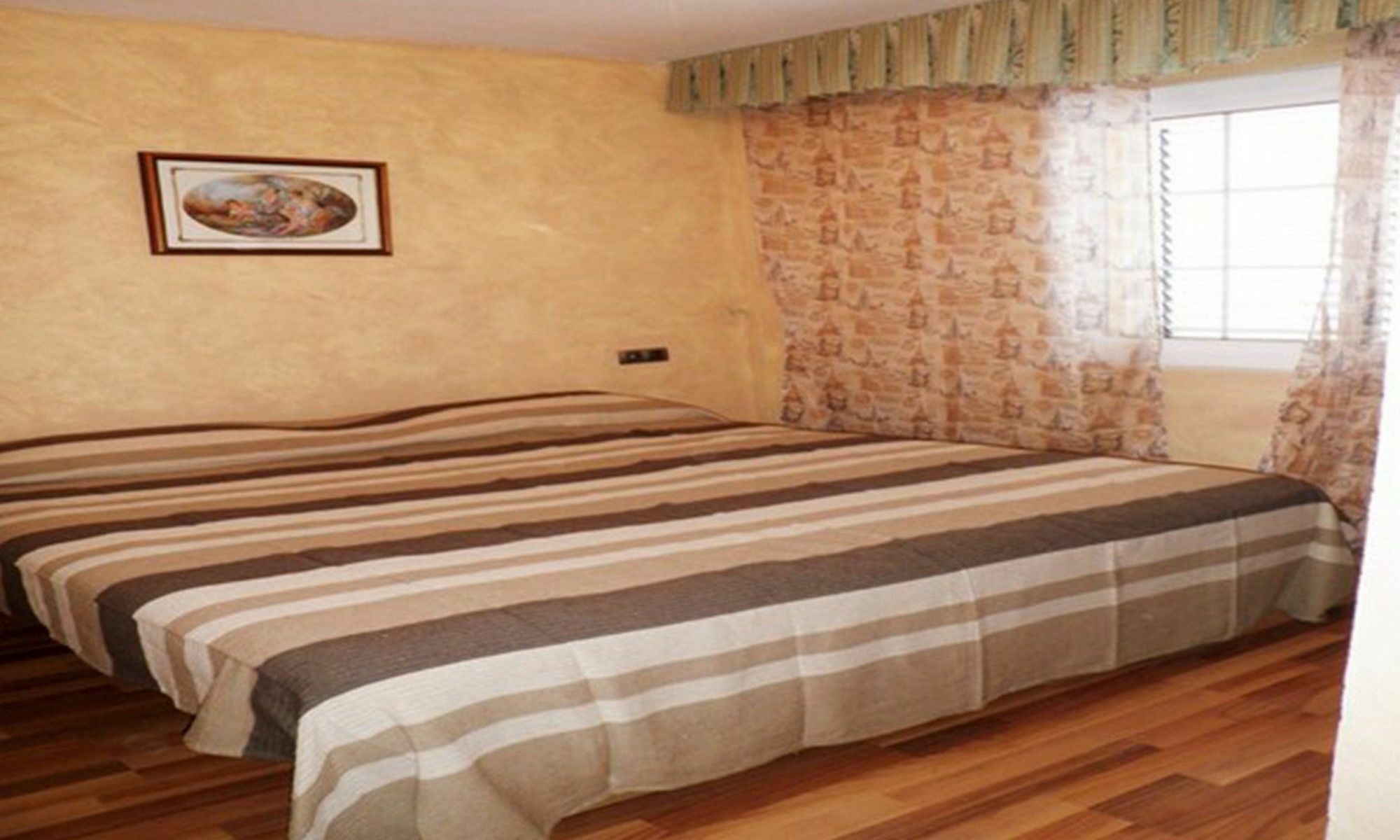 Apartsalou Cambrils Jupiter ภายนอก รูปภาพ